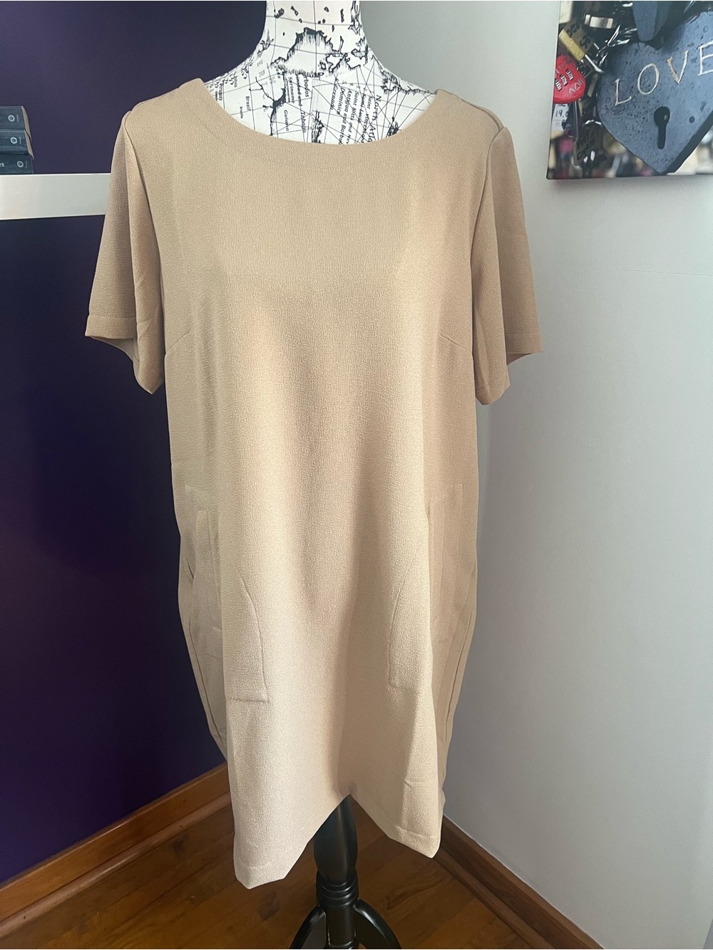 Linea by Louis Dell'Olio Short-Sleeve Midi Dress in Beige